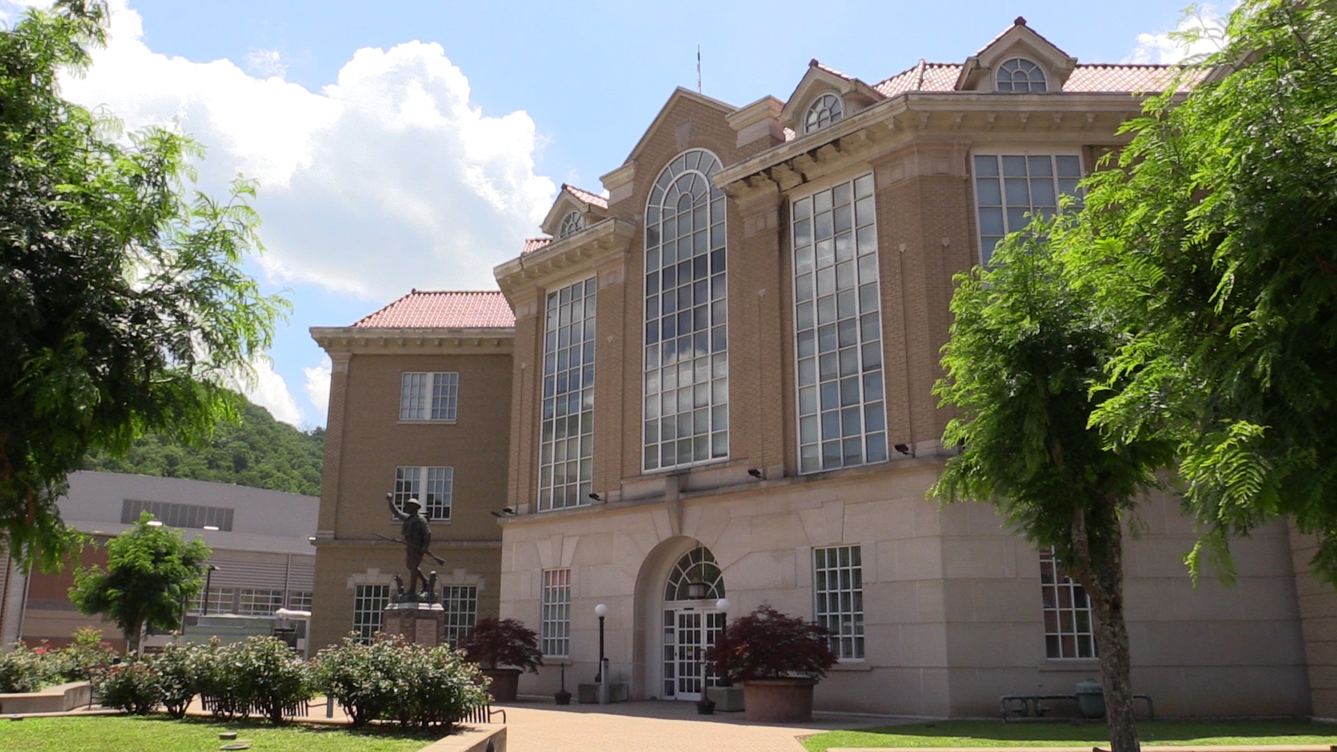 Pike Courthouse to reopen