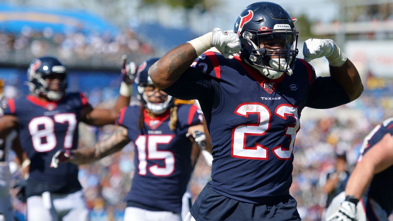 Source: RB Hyde agrees to deal with Seahawks