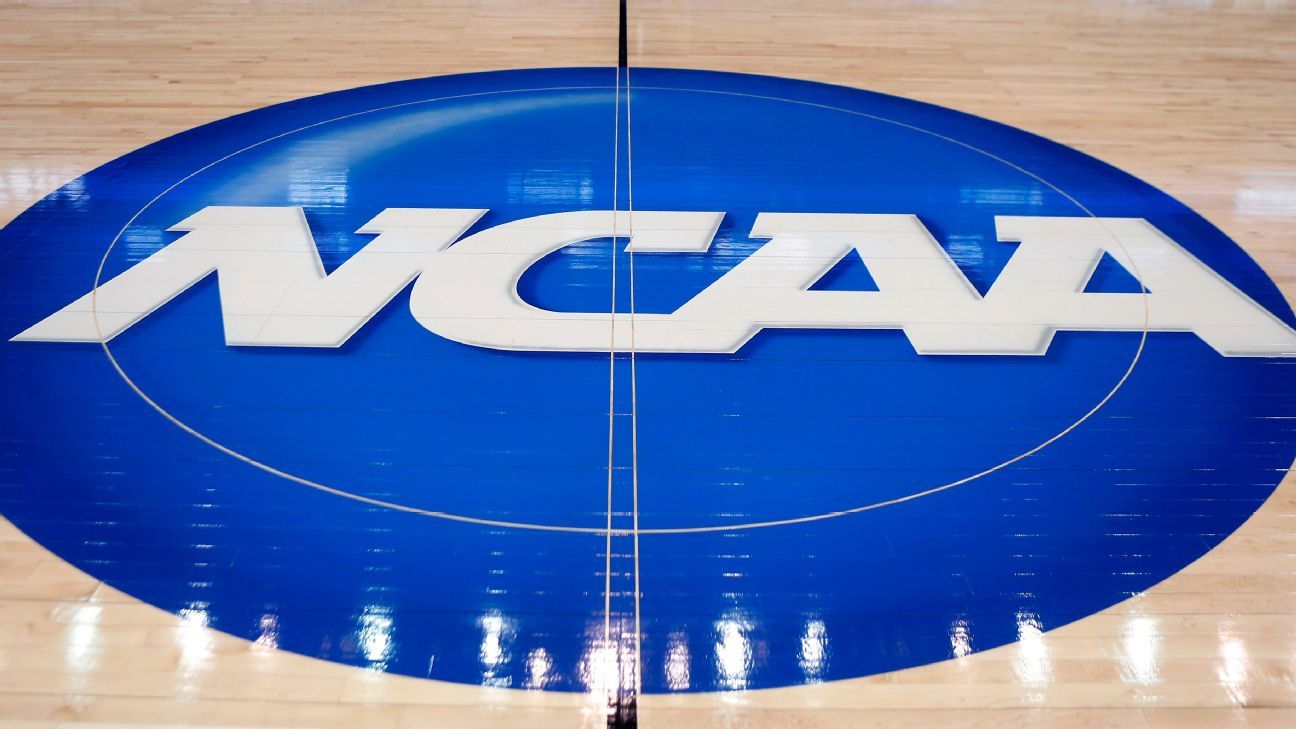APR results cost 15 D-I programs postseason ban