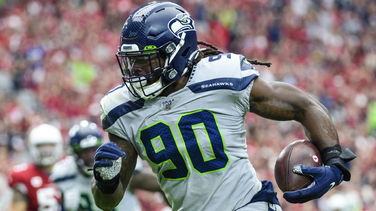 Clowney expected to join Titans, sources say