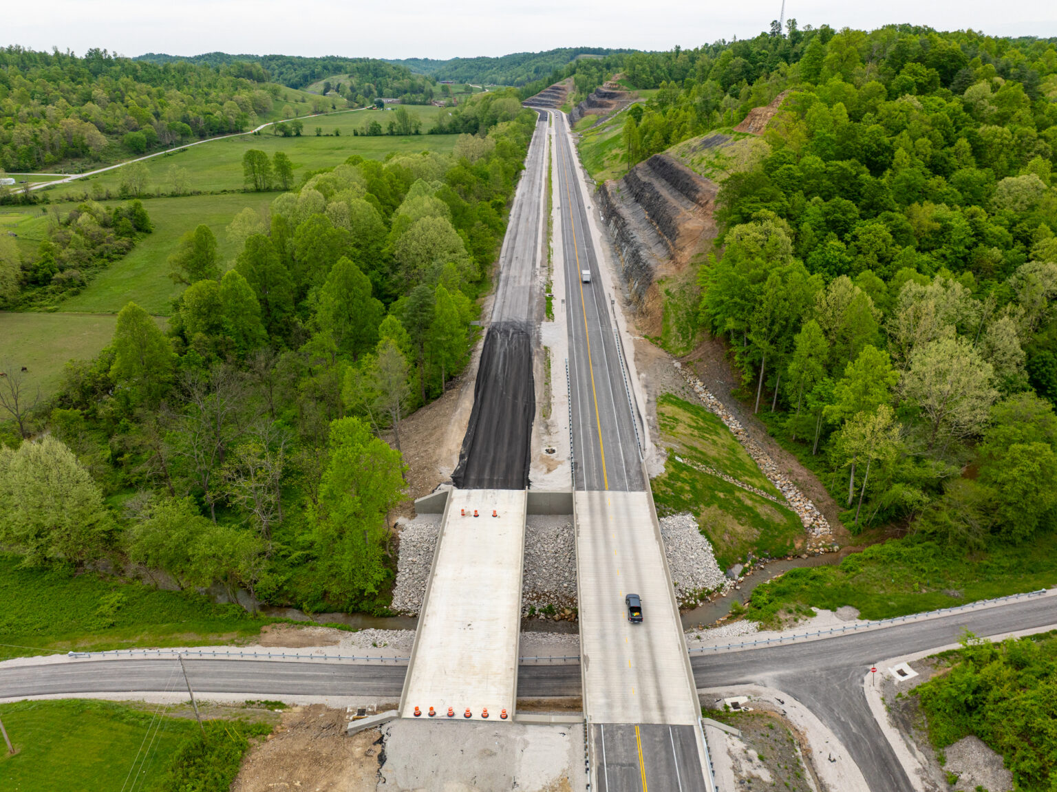 Traffic change scheduled for tomorrow on Mountain Parkway in Magoffin County