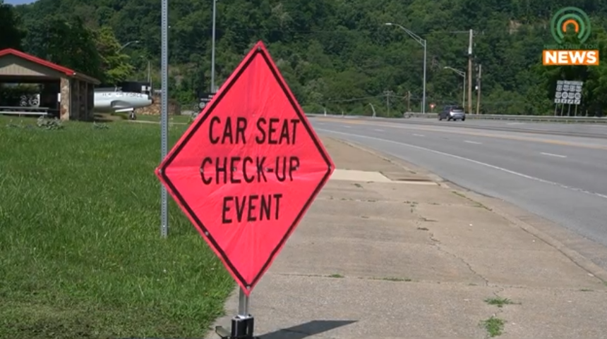 Pikeville firefighters, police check child seat safety