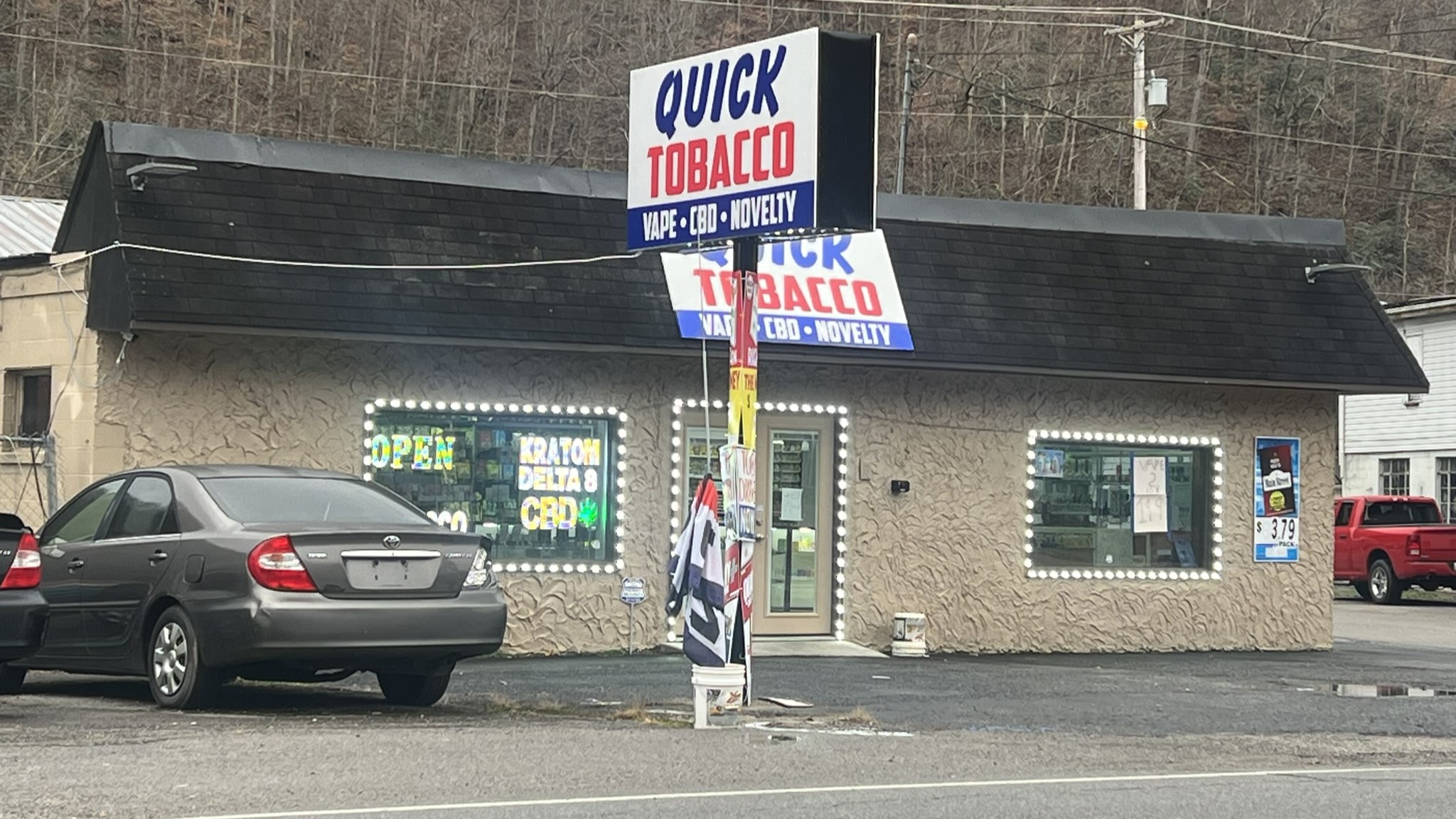 Prestonsburg temporarily shuts down two vape shops; one person charged with trafficking